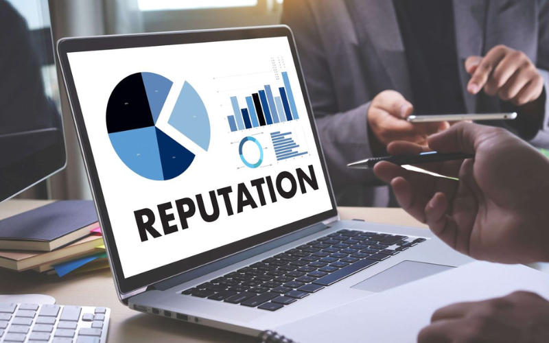Online reputation management for contractors